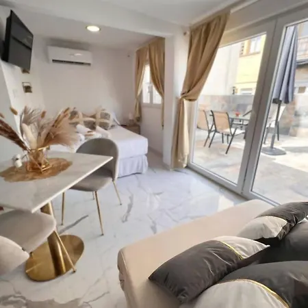 Urban Estudio Elegante Con Terraza *